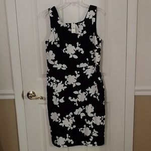 Talbots dress NWT. Black and white. Sz 8